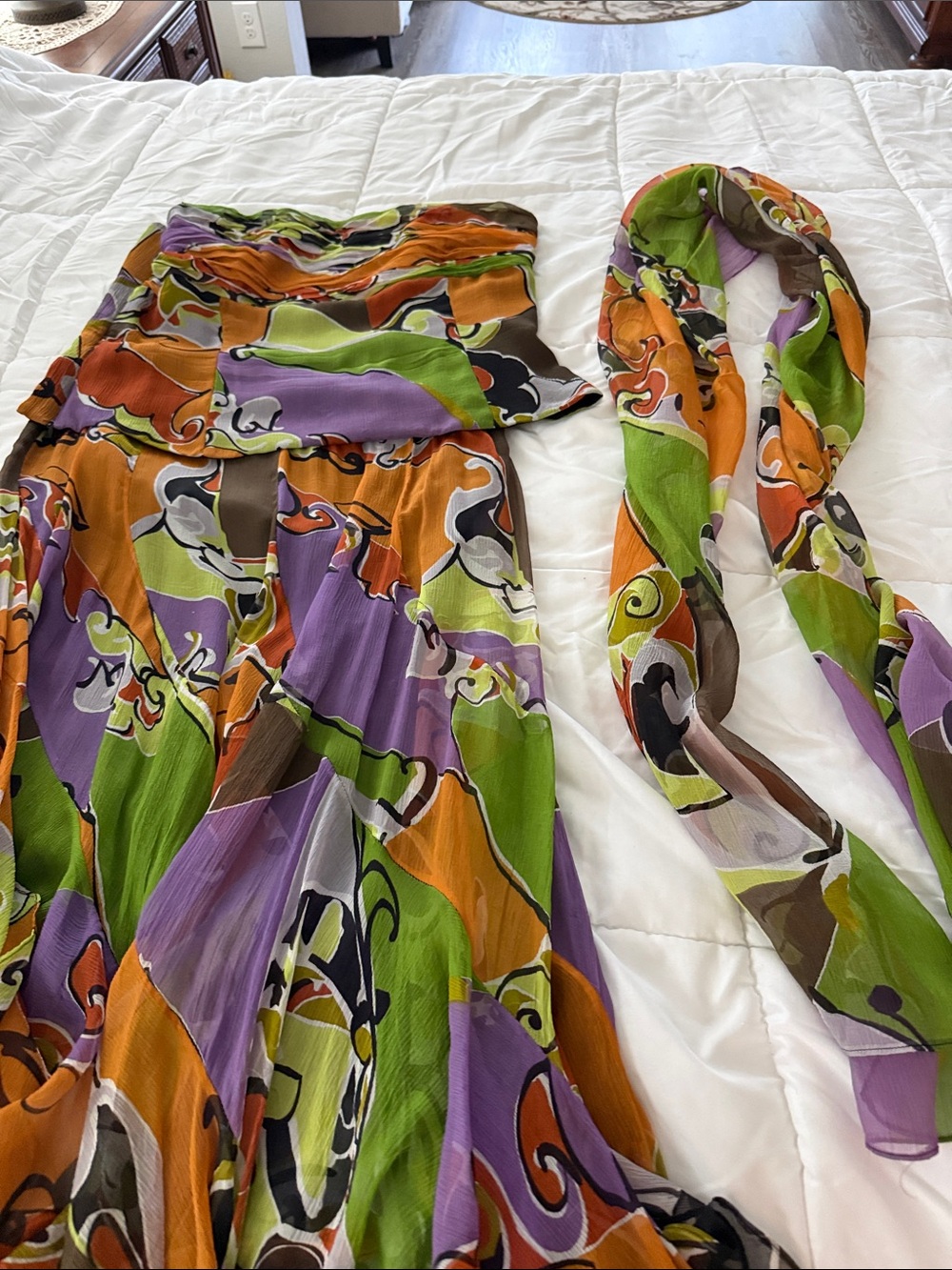 Women’s Vibrant Multi-Color print 3 piece top ,maxi skirt and scarf